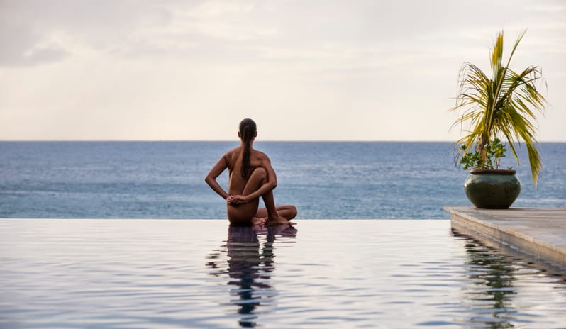 BodyHoliday-Infinity pool Yoga_003